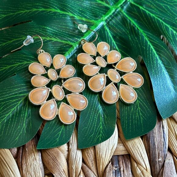 BOGO FREE CLUSTER DEOP LB EARRINGS - Picture 1 of 4